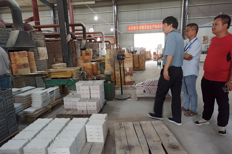 湖南恒峰g22助力复工复产，，，，，，，携手开拓未来